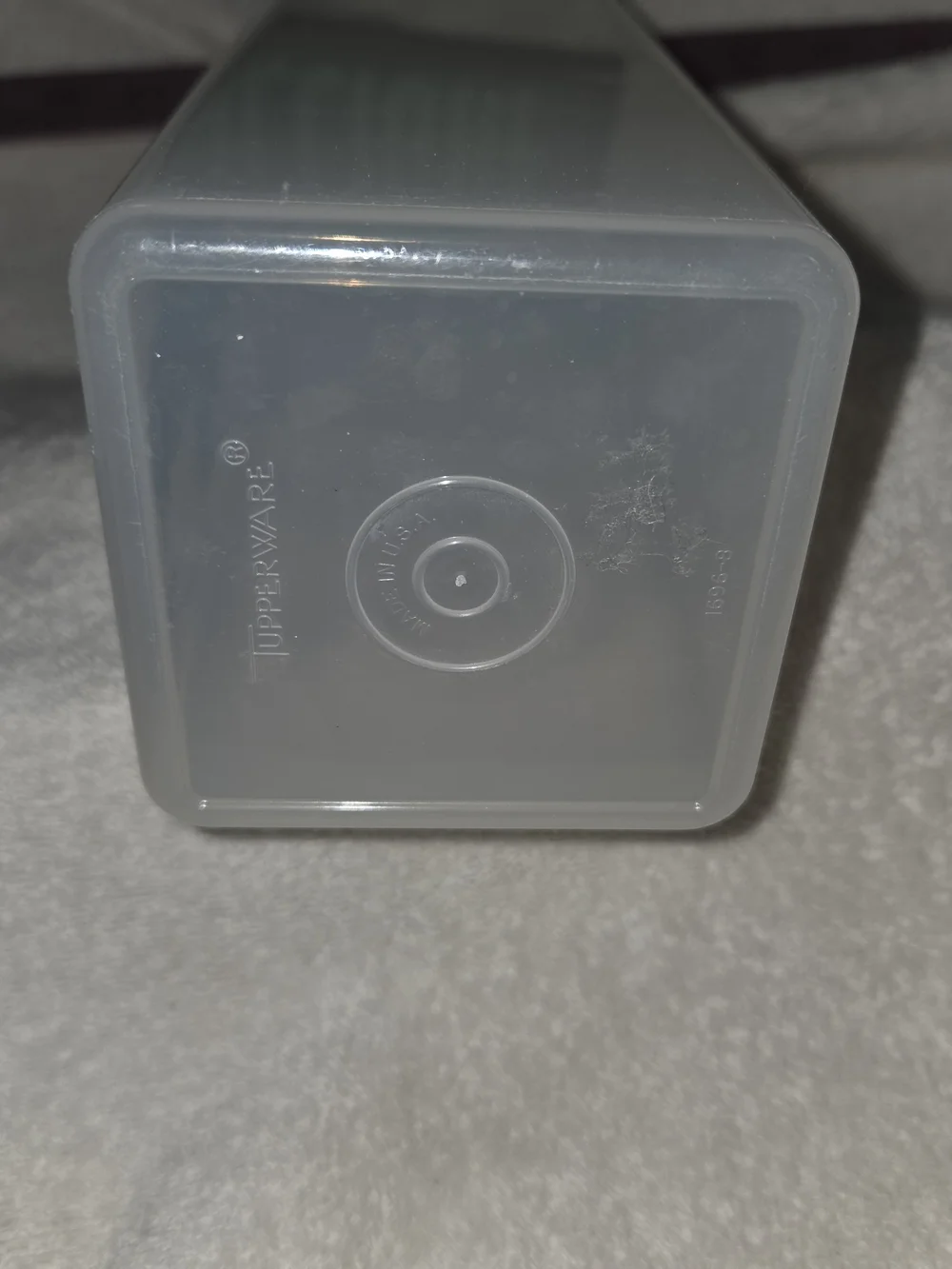 Tupperware Tea Storage Container - Picture 4 of 7